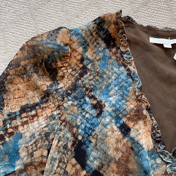 V neck snake print crop top - Picture 2 of 3